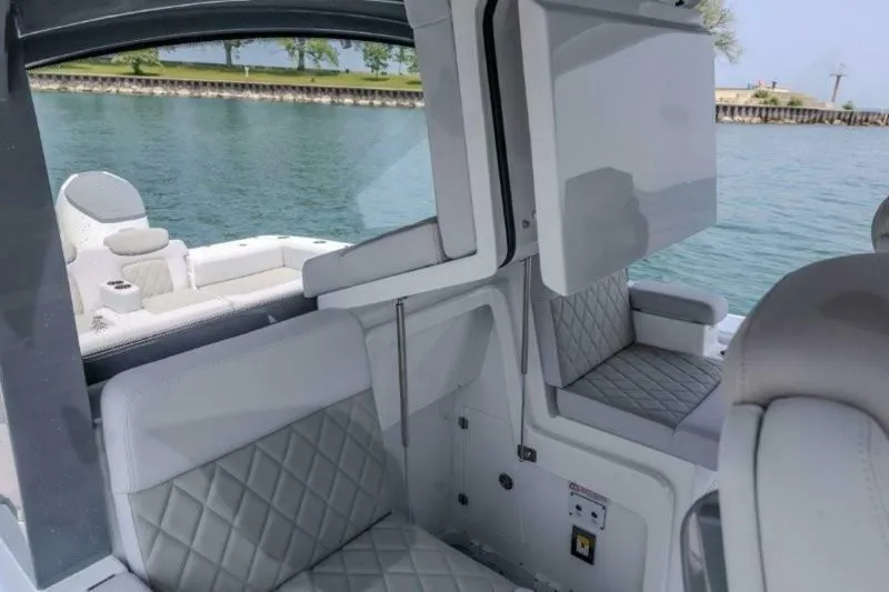 Slide: The Image of HCB 48 Campeon 2025 - 5644489