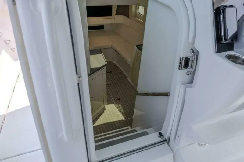 Slide: The Image of HCB 48 Campeon 2025 - 5644508