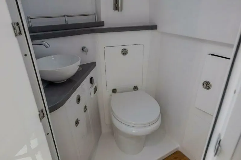 Slide: The Image of HCB 48 Campeon 2025 - 5644475