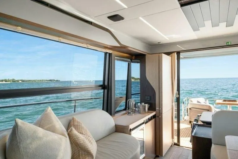 Slide: The Image of Absolute 48 Coupe 2026 - 5644547