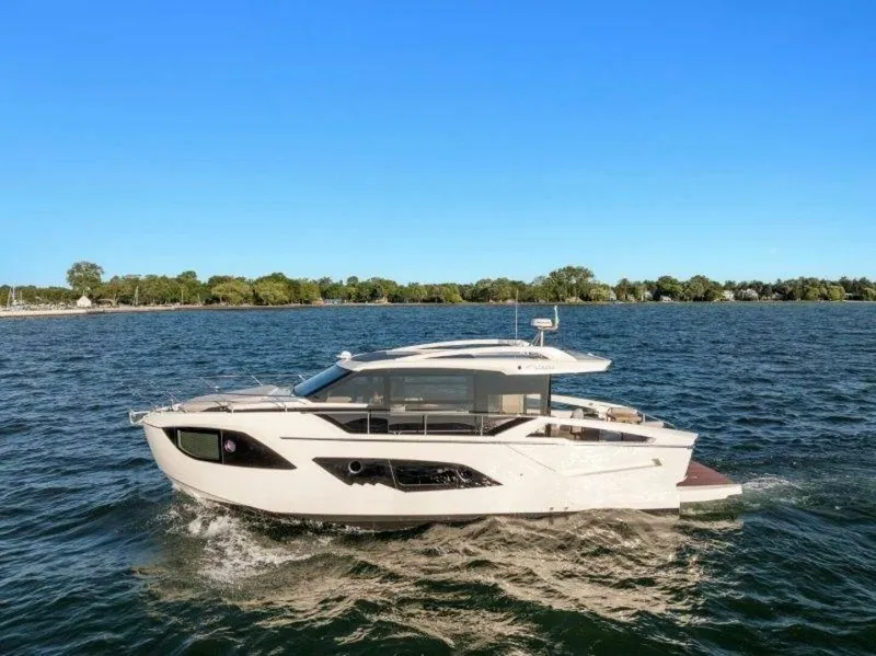 Slide: The Image of Absolute 48 Coupe 2026 - 5644541