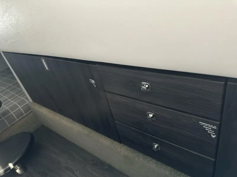 Slide: The Image of Formula 350 Crossover Bowrider OB 2021 - 5700065