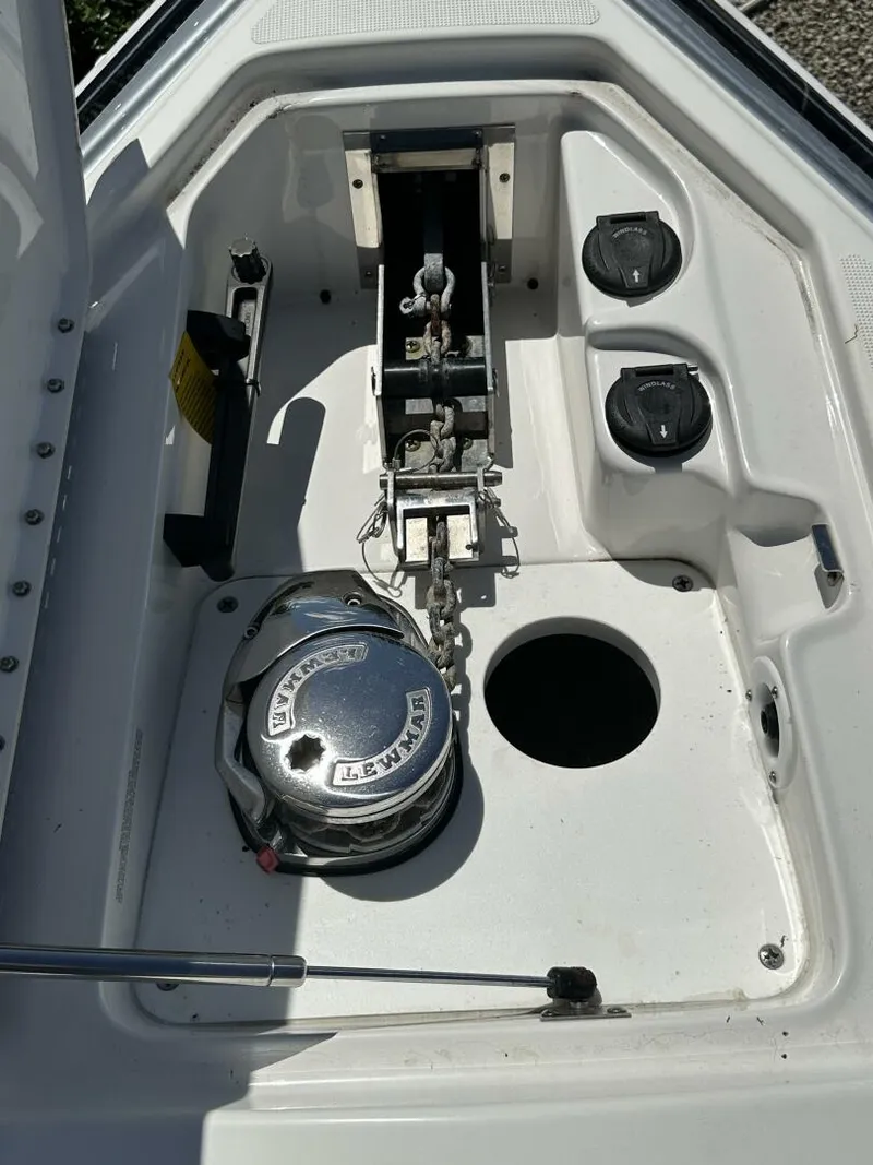 Slide: The Image of Formula 350 Crossover Bowrider OB 2021 - 5700053