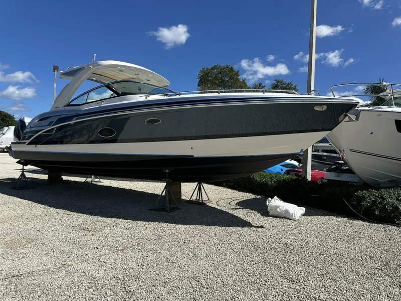 Slide: The Image of Formula 350 Crossover Bowrider OB 2021 - 5700048