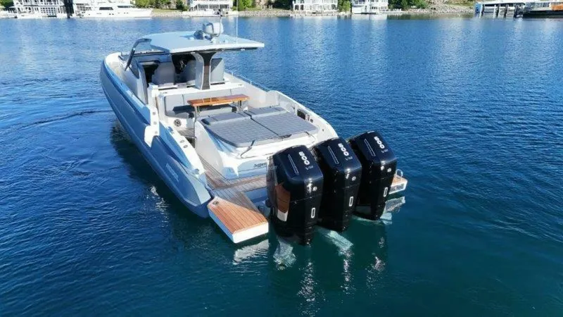 Slide: The Image of Sacs Rebel 47 2025 - 5644644