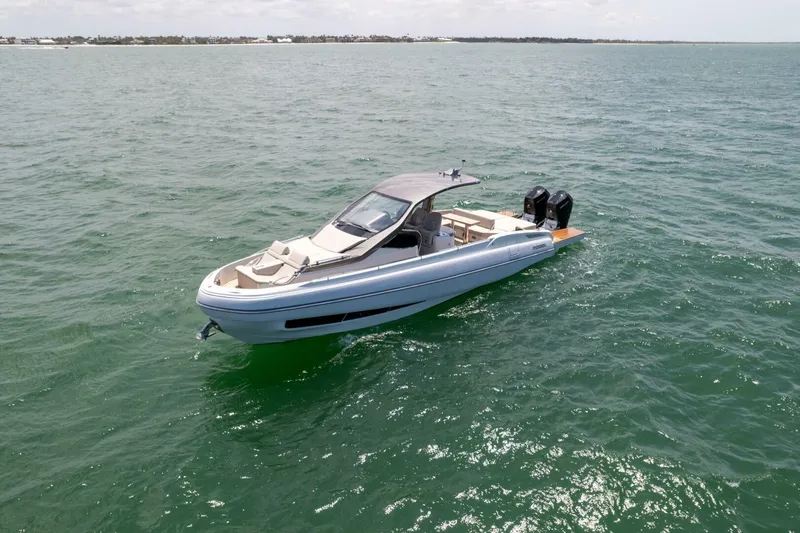 Slide: The Image of Sacs Rebel 40 2025 - 5644684