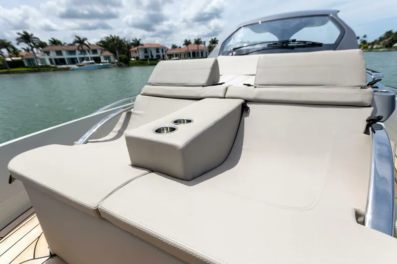 Slide: The Image of Sacs Rebel 40 2025 - 5644686