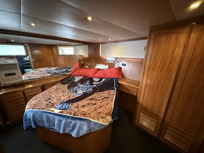 Slide: The Image of Jefferson 52 Victory Yacht 1989 - 5645468