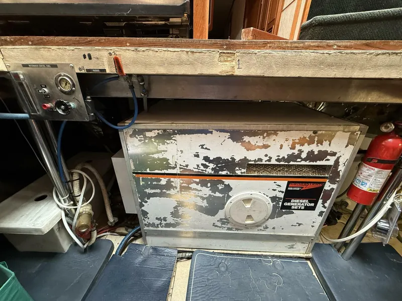 Slide: The Image of Jefferson 52 Victory Yacht 1989 - 5645481