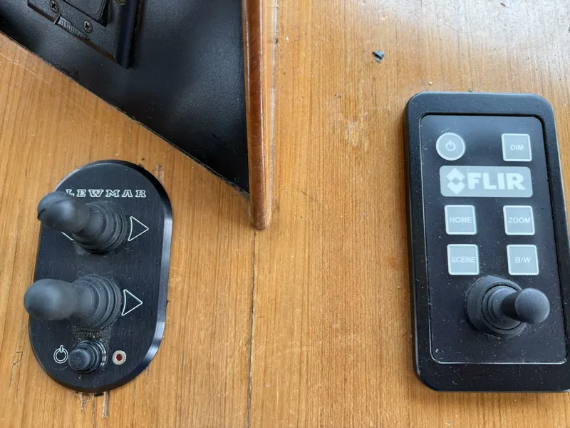 Slide: The Image of Jefferson 52 Victory Yacht 1989 - 5645486