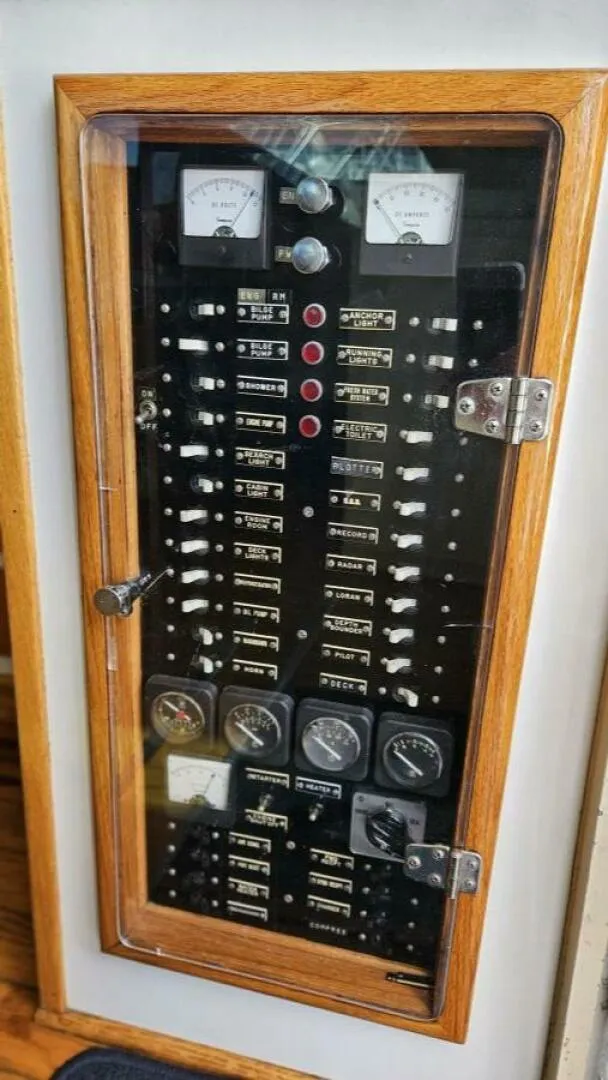 Slide: The Image of Breaux Brothers Sprotfish 1989 - 5673338