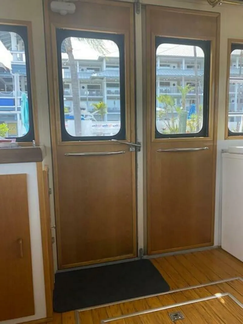 Slide: The Image of Breaux Brothers Sprotfish 1989 - 5670453