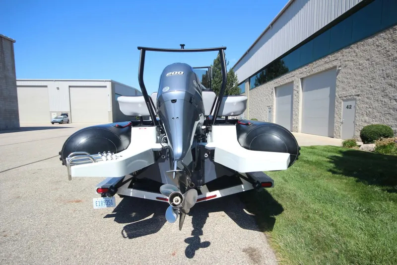 Slide: The Image of Zodiac Open 7 w/trailer 2018 - 5645736