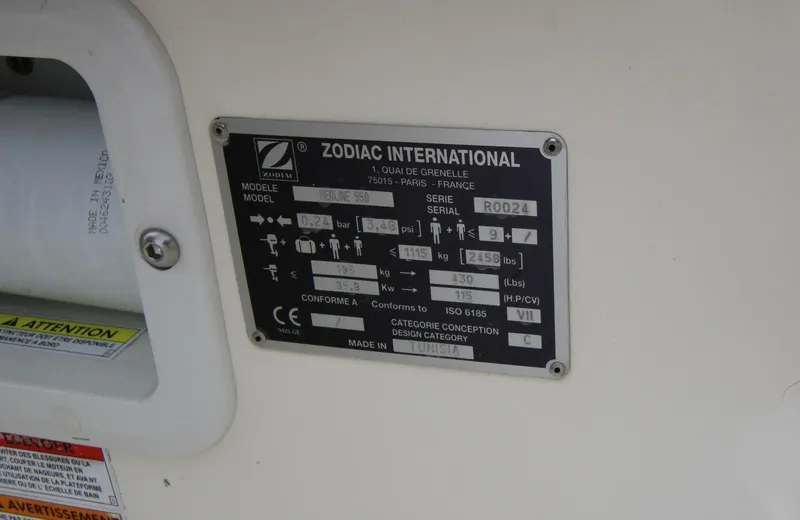 Slide: The Image of Zodiac Medline 550 2011 - 5645927