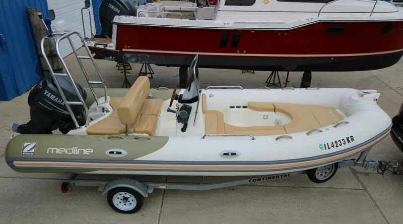 Slide: The Image of Zodiac Medline 550 2011 - 5645915