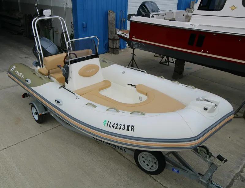 Slide: The Image of Zodiac Medline 550 2011 - 5645916