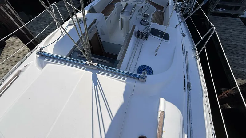 Slide: The Image of Beneteau 381 2000 - 5646091
