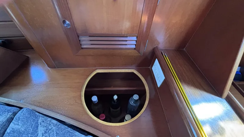 Slide: The Image of Beneteau 381 2000 - 5646164