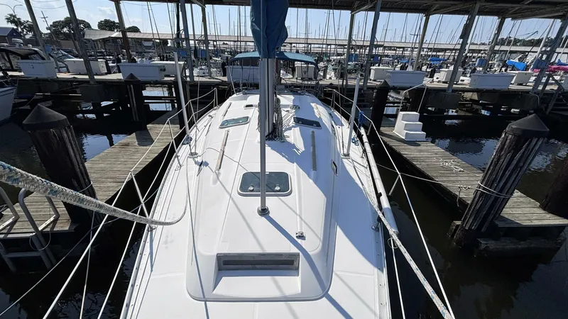 Slide: The Image of Beneteau 381 2000 - 5646062