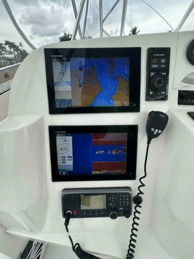 Slide: The Image of Intrepid 377 Walk-around 2005 - 5646175