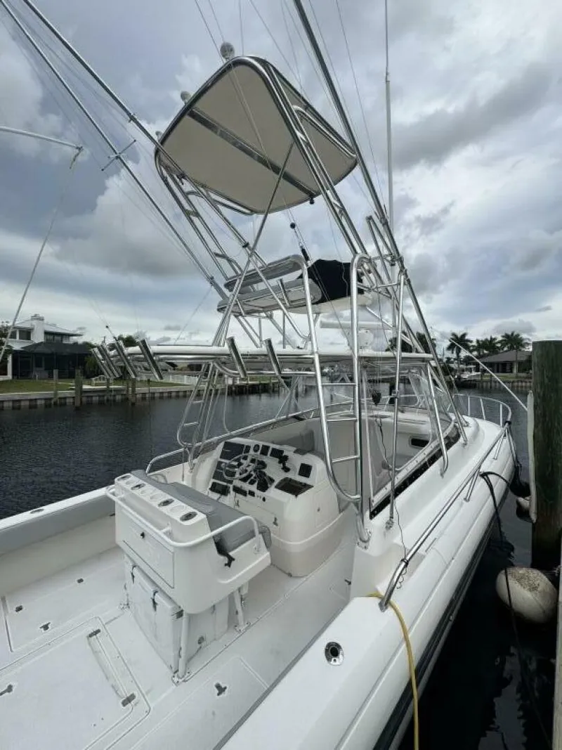 Slide: The Image of Intrepid 377 Walk-around 2005 - 5646153