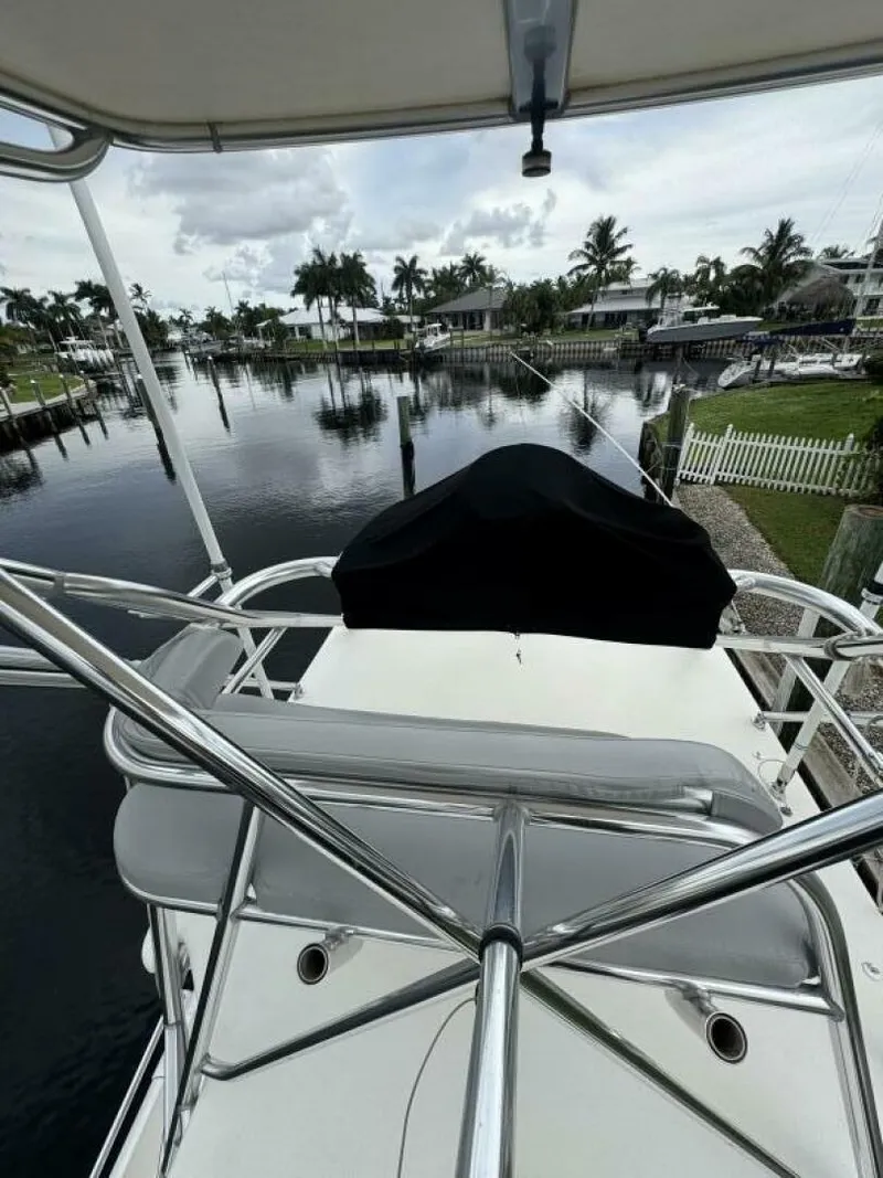 Slide: The Image of Intrepid 377 Walk-around 2005 - 5646179