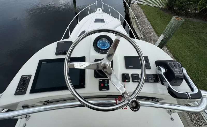 Slide: The Image of Intrepid 377 Walk-around 2005 - 5646180