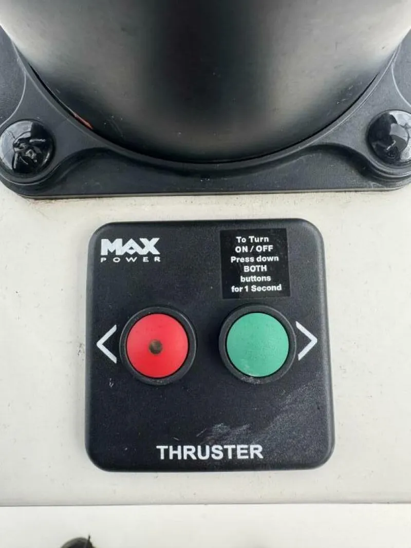 Slide: The Image of Intrepid 377 Walk-around 2005 - 5646182