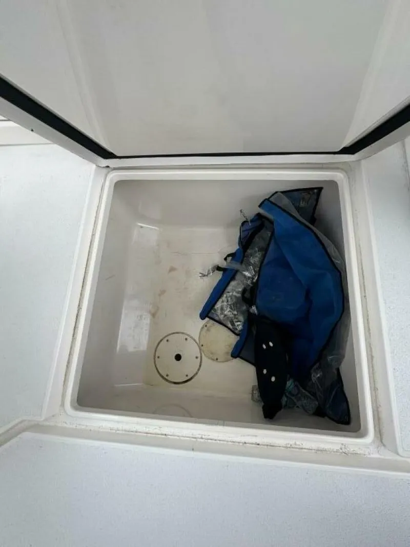 Slide: The Image of Intrepid 377 Walk-around 2005 - 5646191