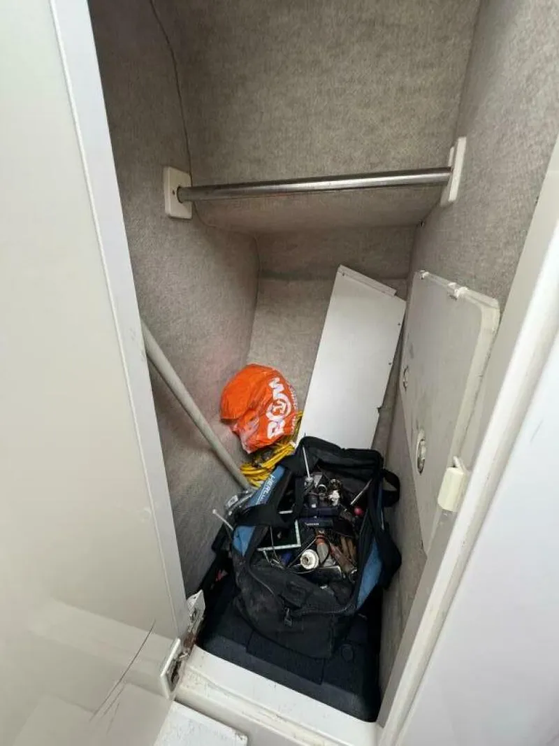 Slide: The Image of Intrepid 377 Walk-around 2005 - 5646196