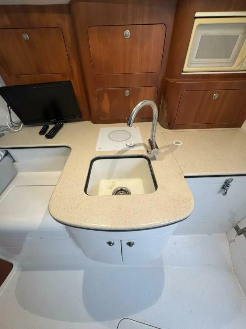 Slide: The Image of Intrepid 377 Walk-around 2005 - 5646202