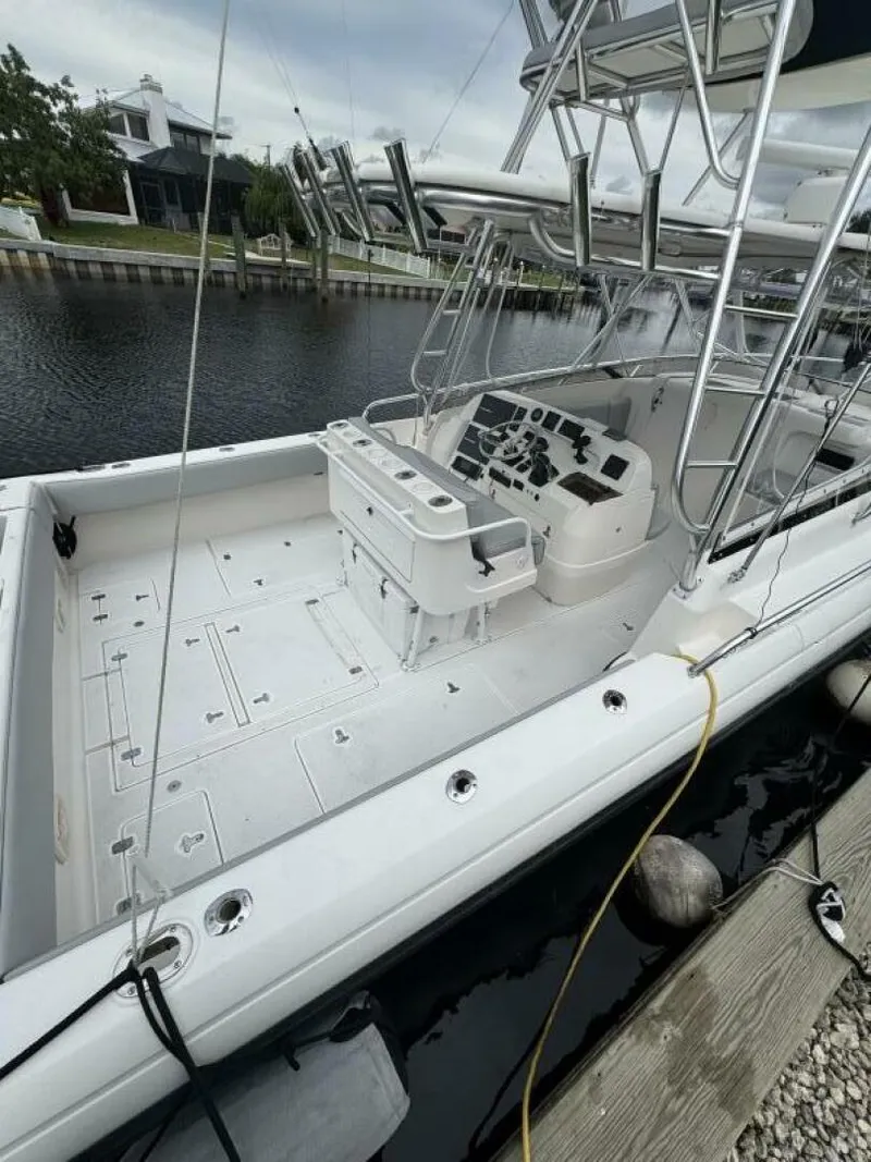 Slide: The Image of Intrepid 377 Walk-around 2005 - 5646152