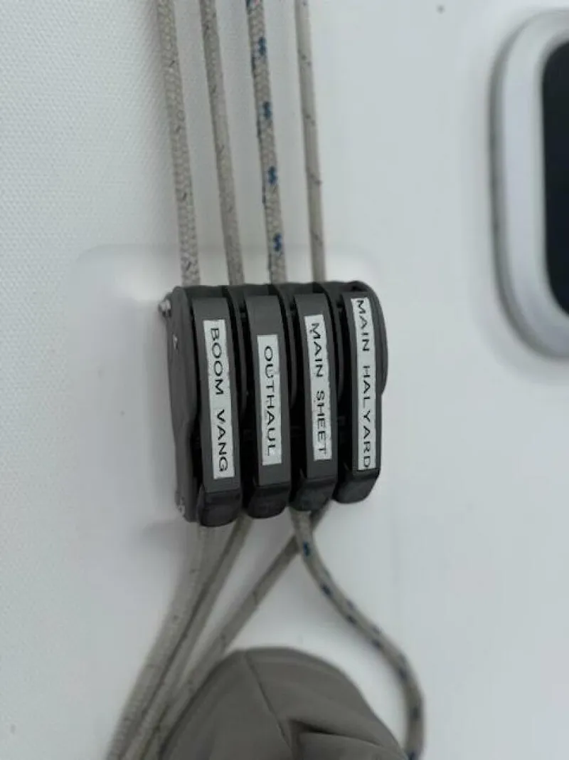 Slide: The Image of Line Brakes - port - 5646381