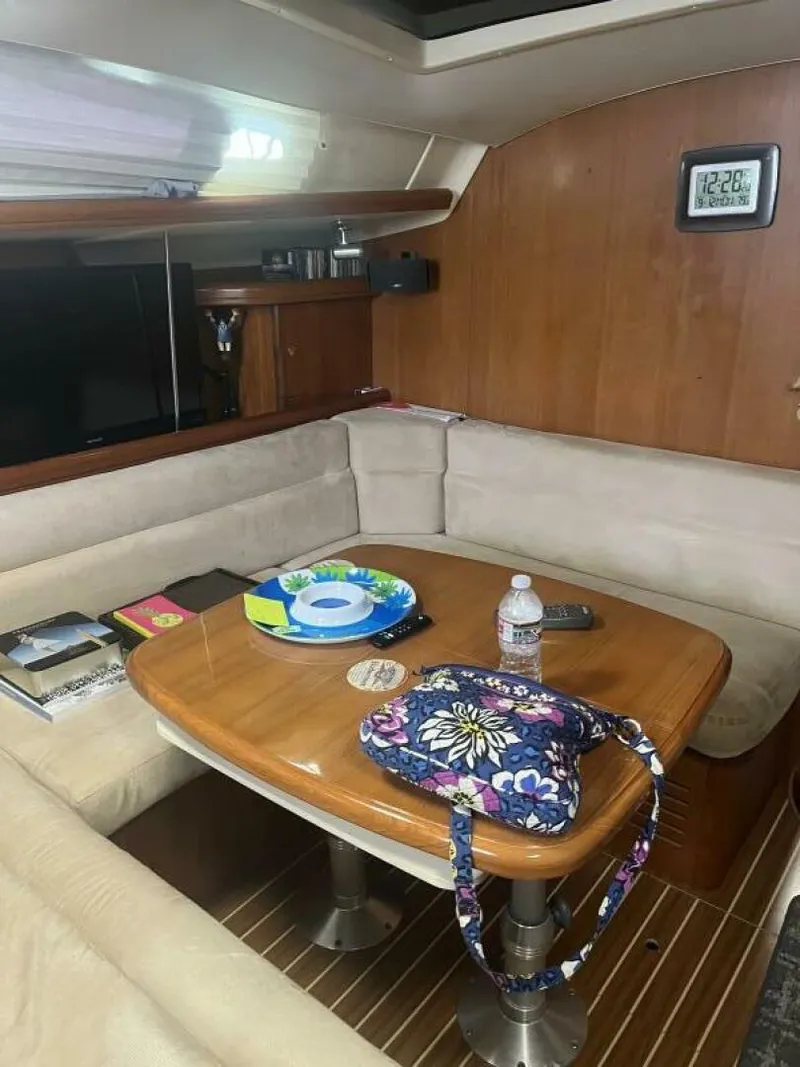 Slide: The Image of Hunter 41 Aft Cabin 2007 - 5646388