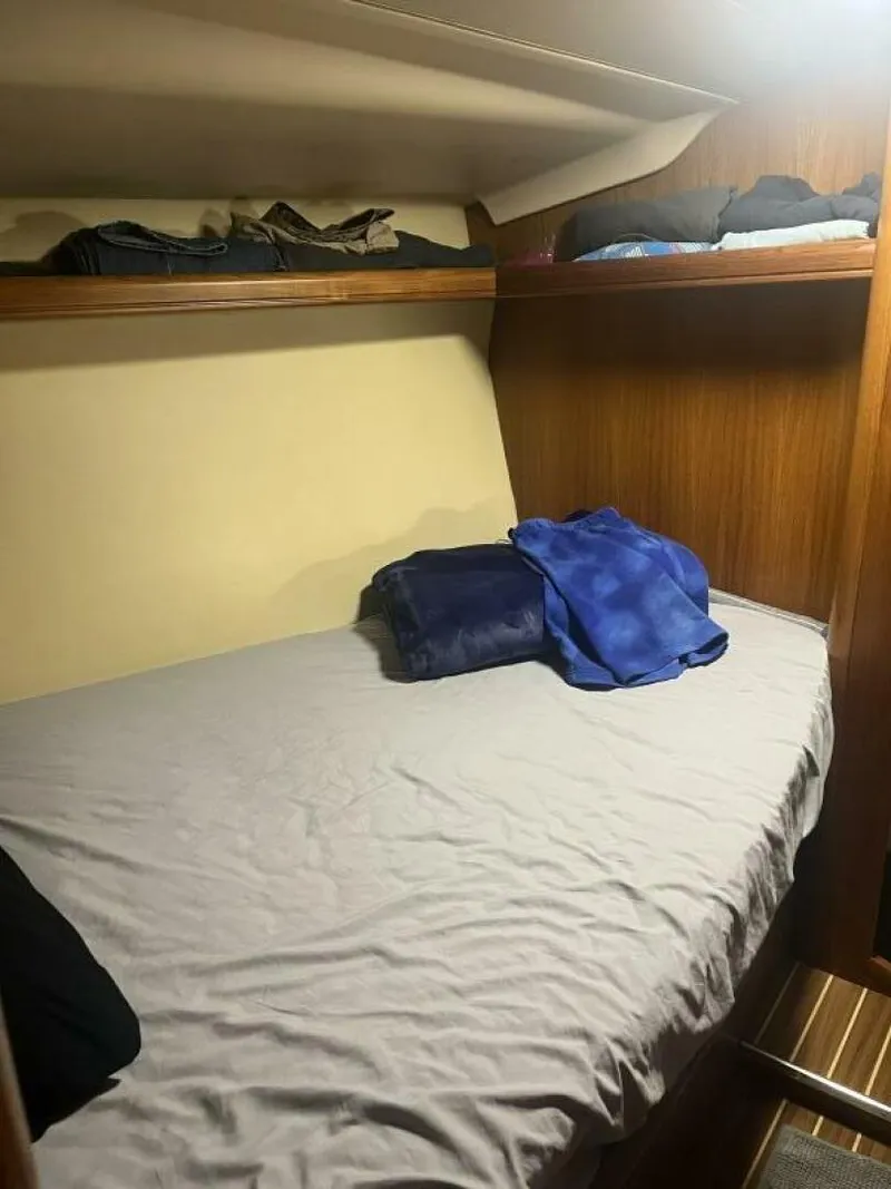 Slide: The Image of Hunter 41 Aft Cabin 2007 - 5646397