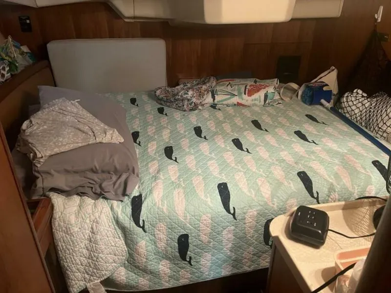 Slide: The Image of Hunter 41 Aft Cabin 2007 - 5646403