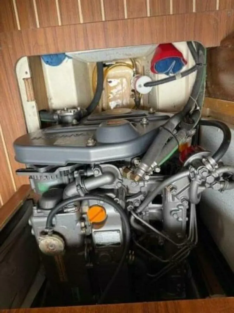 Slide: The Image of Hunter 41 Aft Cabin 2007 - 5646415