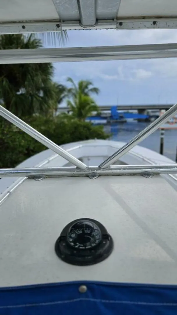 Slide: The Image of Contender Boats Inc 31 2002 - 5660884