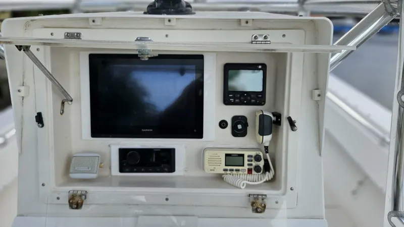 Slide: The Image of Contender Boats Inc 31 2002 - 5660876