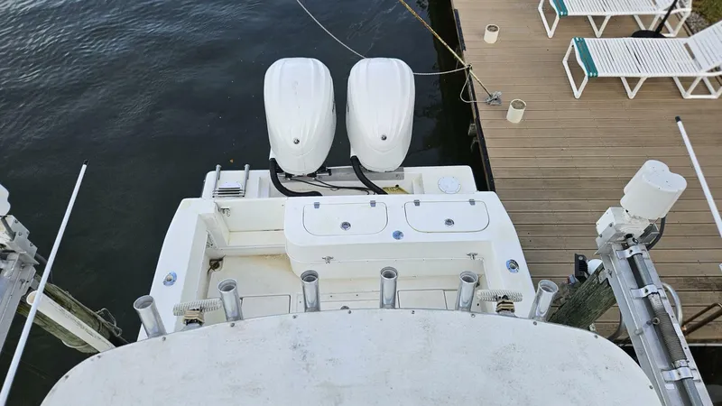 Slide: The Image of Contender Boats Inc 31 2002 - 5660883
