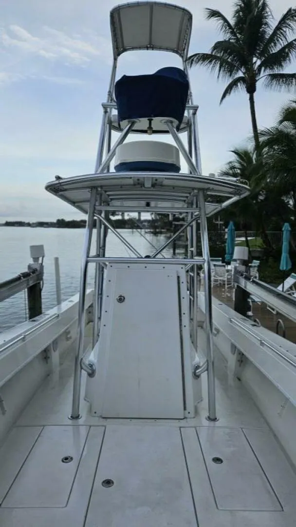 Slide: The Image of Contender Boats Inc 31 2002 - 5660837