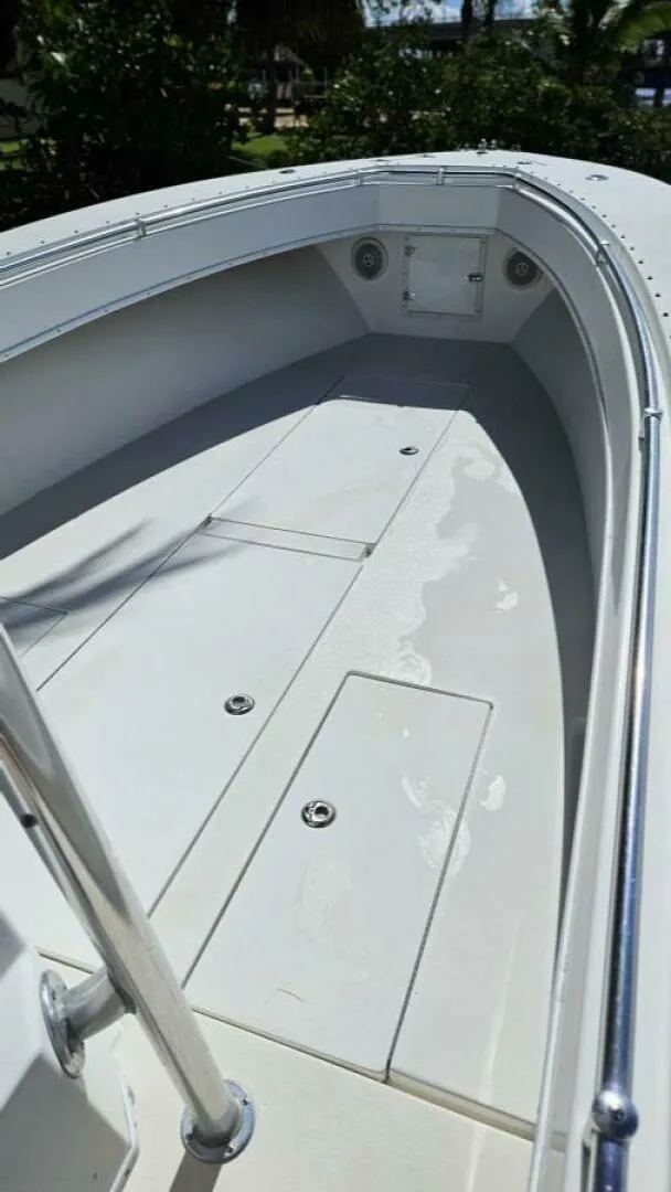 Slide: The Image of Contender Boats Inc 31 2002 - 5670347