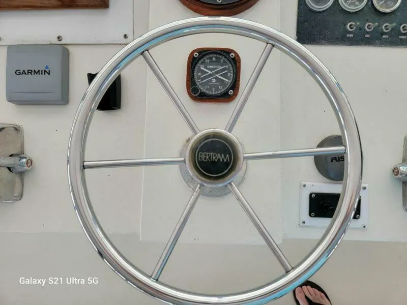 Slide: The Image of Bertram 46 1979 - 5646659