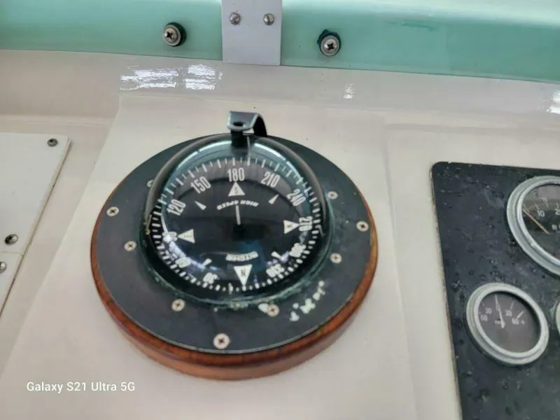 Slide: The Image of Bertram 46 1979 - 5646660