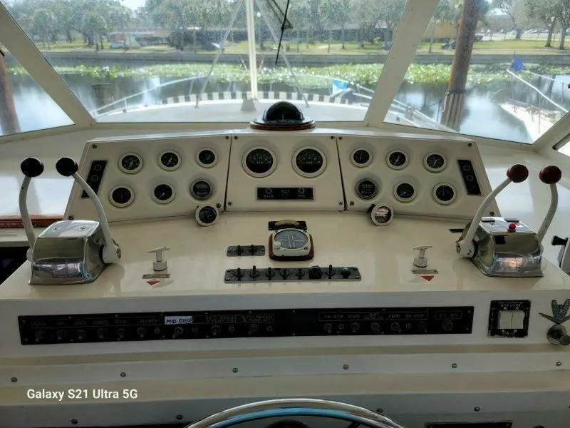 Slide: The Image of Bertram 46 1979 - 5646665