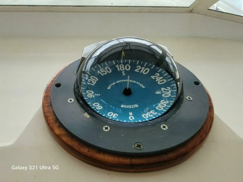 Slide: The Image of Bertram 46 1979 - 5646673