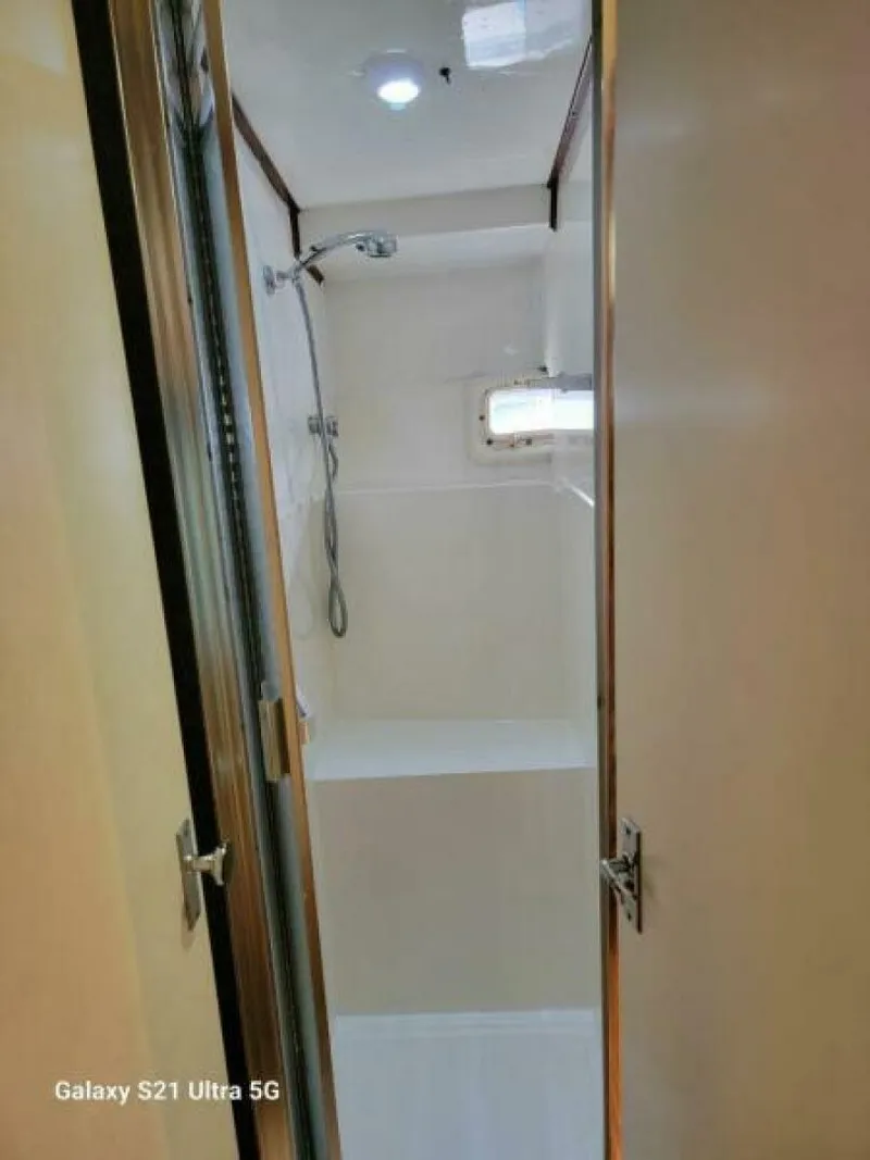 Slide: The Image of Bertram 46 1979 - 5646691