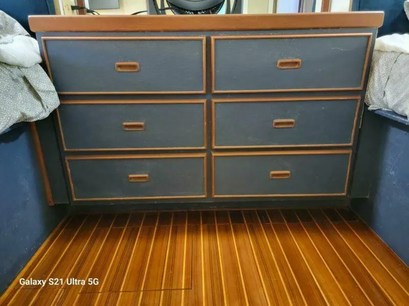 Slide: The Image of Bertram 46 1979 - 5646705