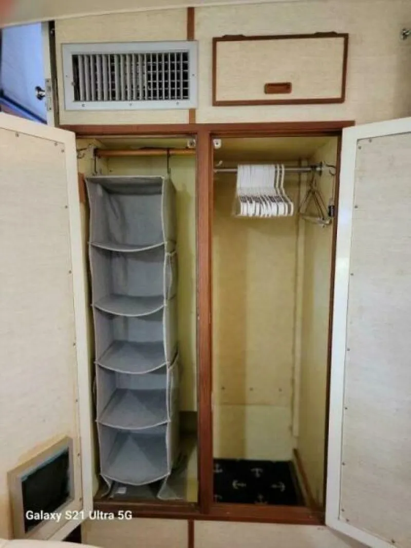 Slide: The Image of Bertram 46 1979 - 5646706