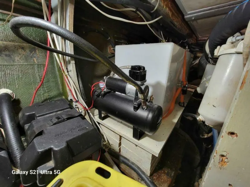 Slide: The Image of Bertram 46 1979 - 5646724